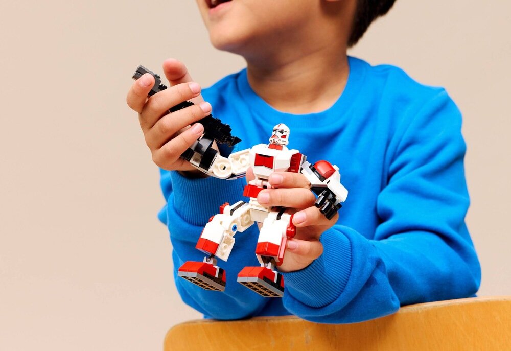 LEGO 75448 Star Wars Mech klona Shock Troopera ruchome ręce, ramiona, nogi i stopy mecha 