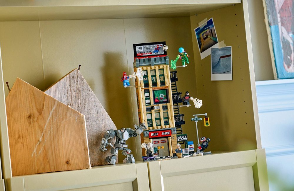 LEGO 76342 Marvel Spider-Man kontra Mysterio: Daily Bugle    kv lifestyle początek opisu sekcja nagłówkowa