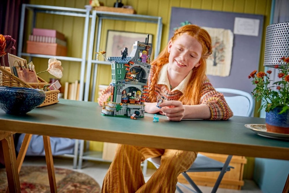 LEGO 76467 Harry Potter Dom Luny Lovegood świecący klocek LEGO elementy opis konstrukcji wiek
 