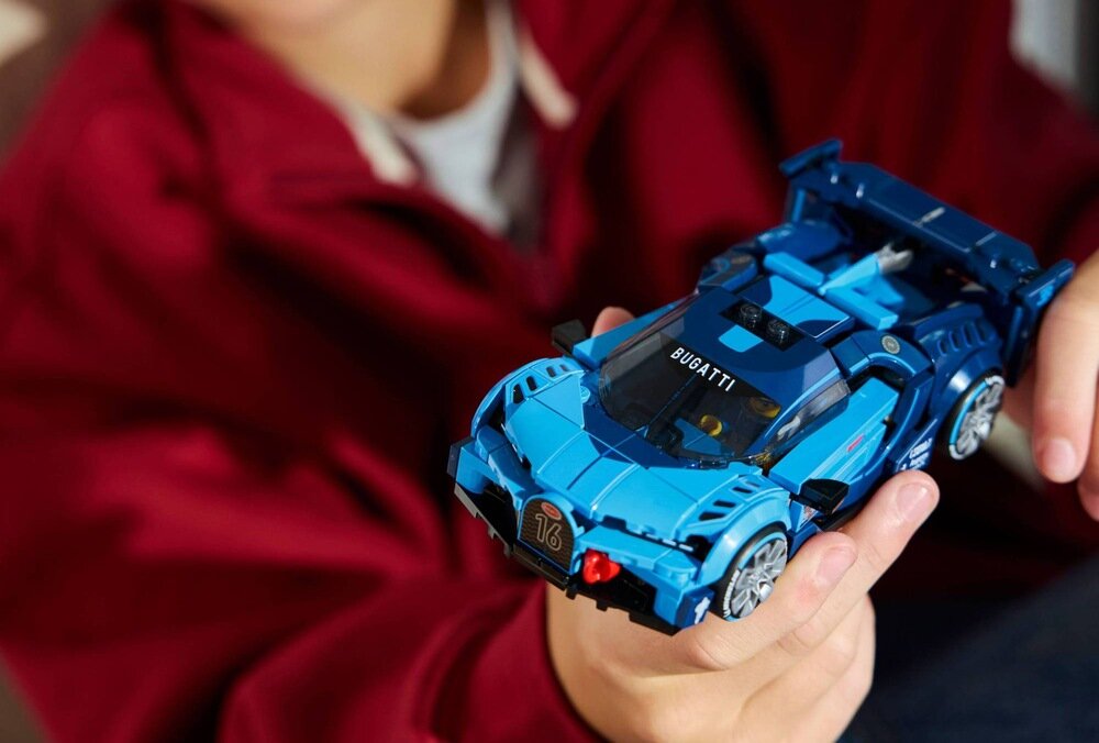 LEGO 77253 Speed Champions Hipersamochód Sportowy Bugatti Vision GT 4 cm wysokości, 14 cm długości i 8 cm szerokości  