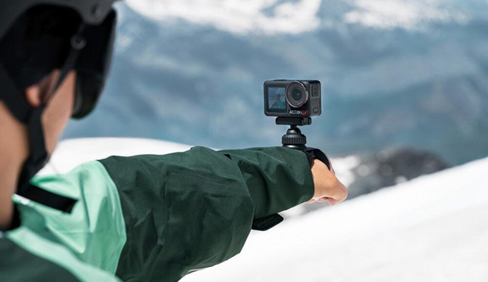 Kamera sportowa DJI Osmo Action 5 Pro Adventure Combo bateria zasilanie czas działania wytrzymałość
