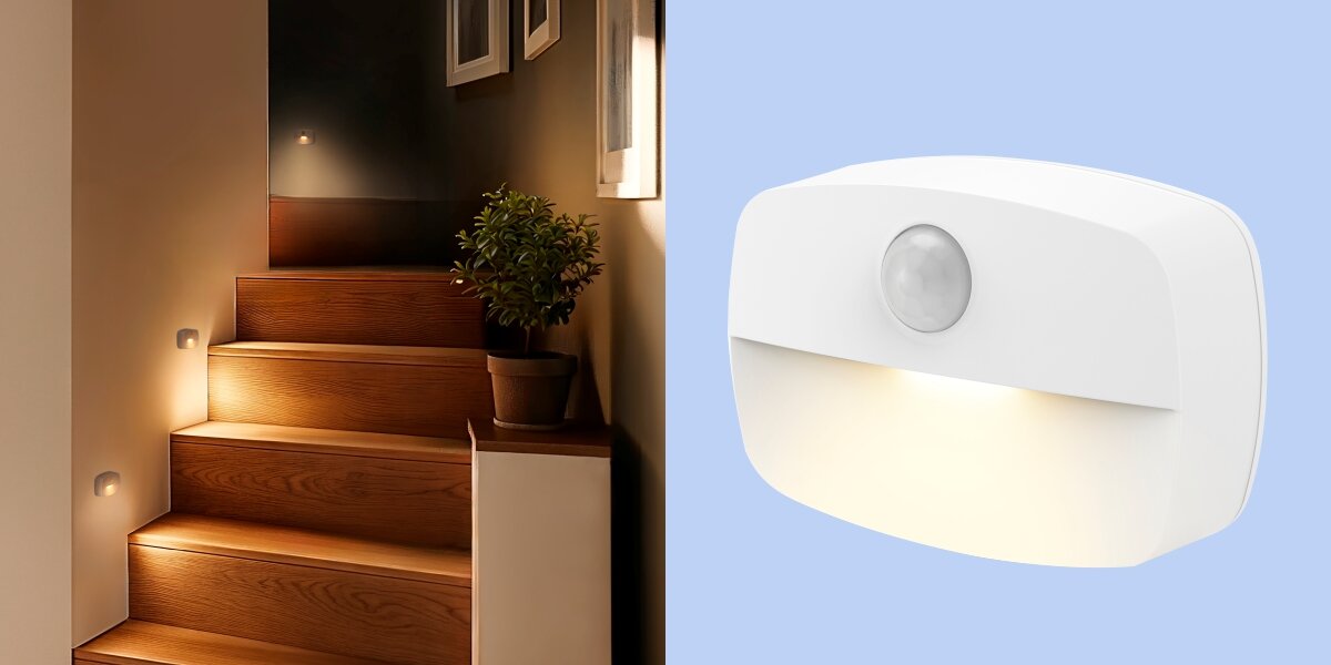 Zestaw lampek nocnych HAMA Cozy z czujnikiem ruchu i zmierzchu (3 szt.) Biała, kompaktowa lampka nocna LED z widoczną soczewką czujnika ruchu oraz przykład aranżacji oświetlenia punktowego na klatce schodowej.
