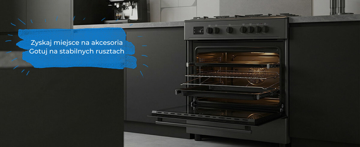 Czarna kuchnia z otwartym piekarnikiem, w którym widać stabilne ruszty. Na niebieskim tle napis: \'Zyskaj miejsce na akcesoria Gotuj na stabilnych rusztach\'.