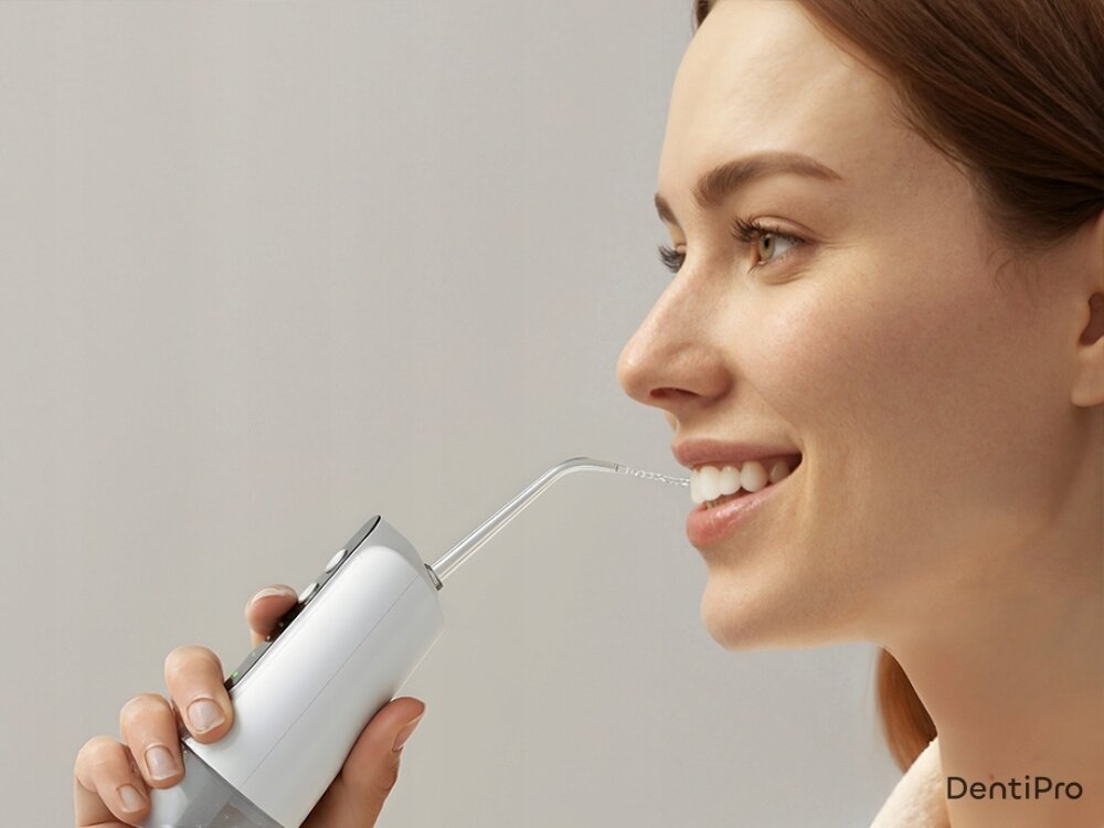 Irygator ALPHA DentiPro SWF-04 Biały usuwa osady, resztki jedzenia i bakterie, wysokie ciśnienie, codzienna higiena