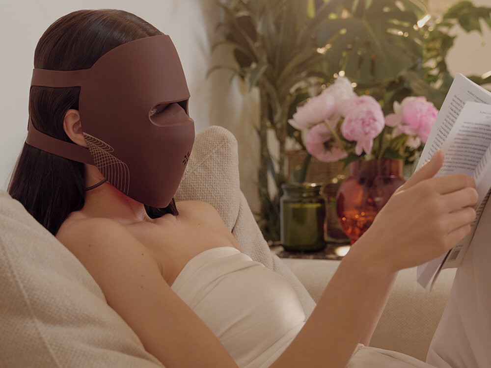 Maska LED GARETT BEAUTY Skin Ritual Face & Neck Brązowy skuteczna i delikatna pielęgnacja, bezpieczna i odpowiednia dla skóry, bez bólu, bez podrażnień, bez rekonwalescencji