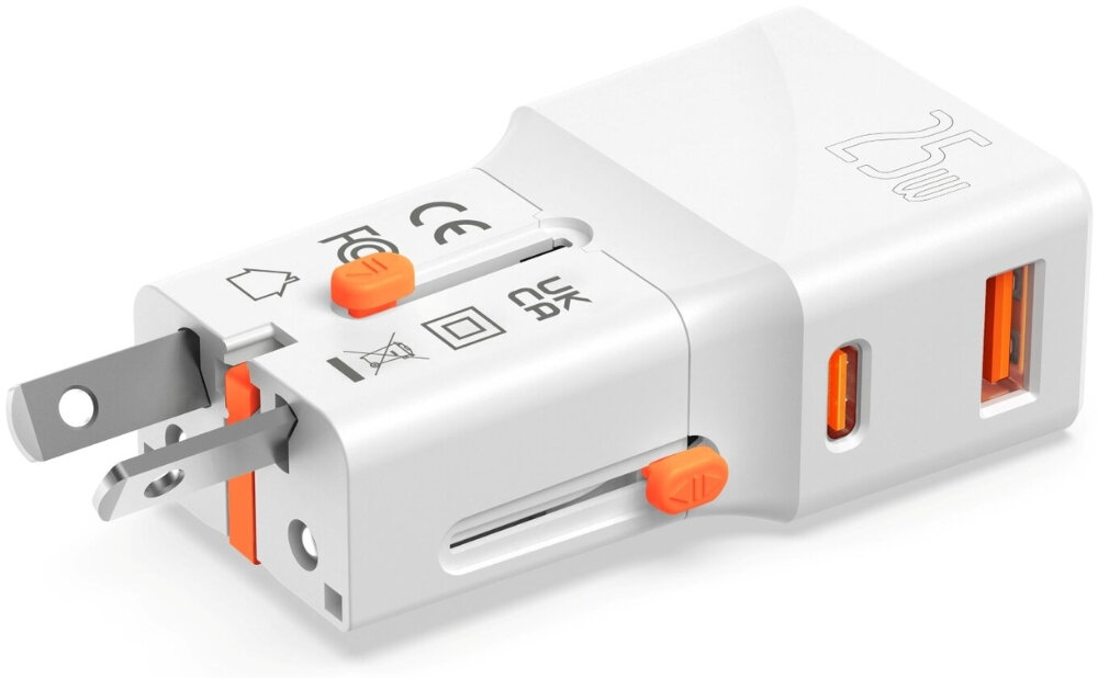 Ładowarka podróżna 4SMARTS Nomad Pocket 25W
                ładowarka na białym tle port usb-c usb-a moc do 25W automatyczne dopasowanie parametrów bezpieczne ładowanie