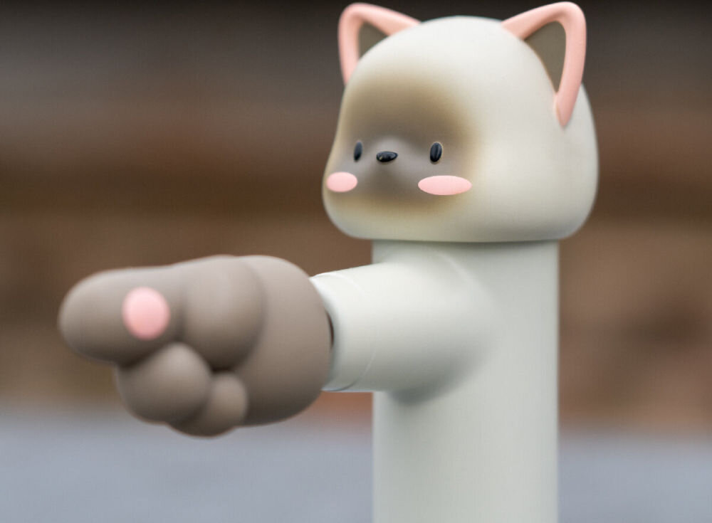 Masażer ręczny Gun 4SMARTS Acecool Cat Mini Jasnoszary – trzy tryby masażu dla pełnego komfortu