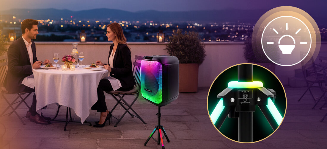 Mobilny zestaw nagłośnienia MUSICMATE MM-SC1000 PartyPowerX 12 cal głośnik Bass Treble Mic Priority TWS, zestaw stojący na tarasie, osoby siedzące przy stoliku