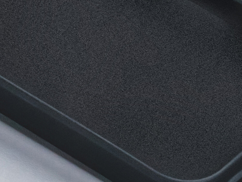 Etui XLINE MagSystem Matt Guardx do Apple iPhone 17 Pro Czarny zbliżenie na mikrofibrę wewenątrz etui