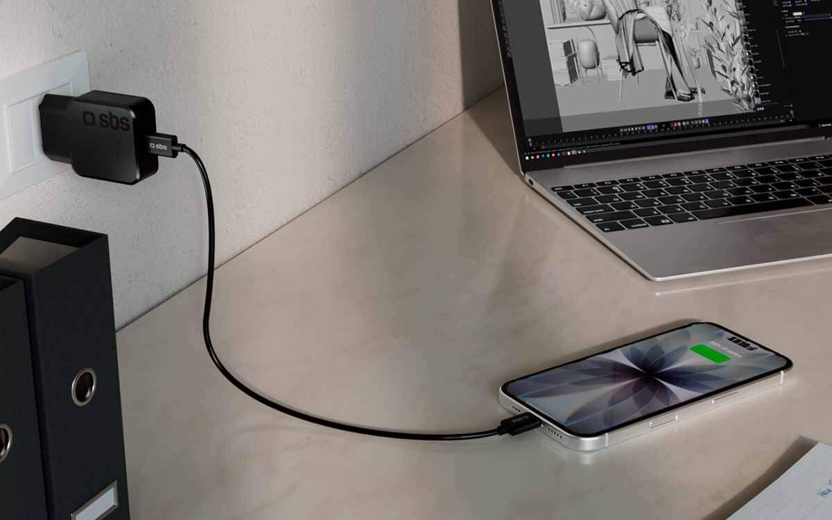 Niezawodna ładowarka do użytku w domu, biurze i w podróży