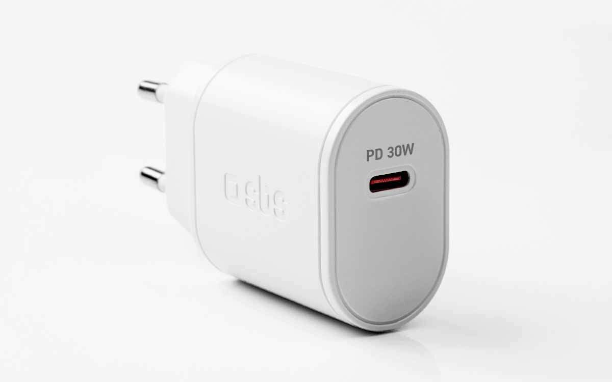 Technologia Power Delivery zapewnia bezpieczne i inteligentne ładowanie