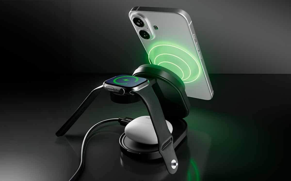 Zawiera stację indukcyjną, kabel USB-C i instrukcję.