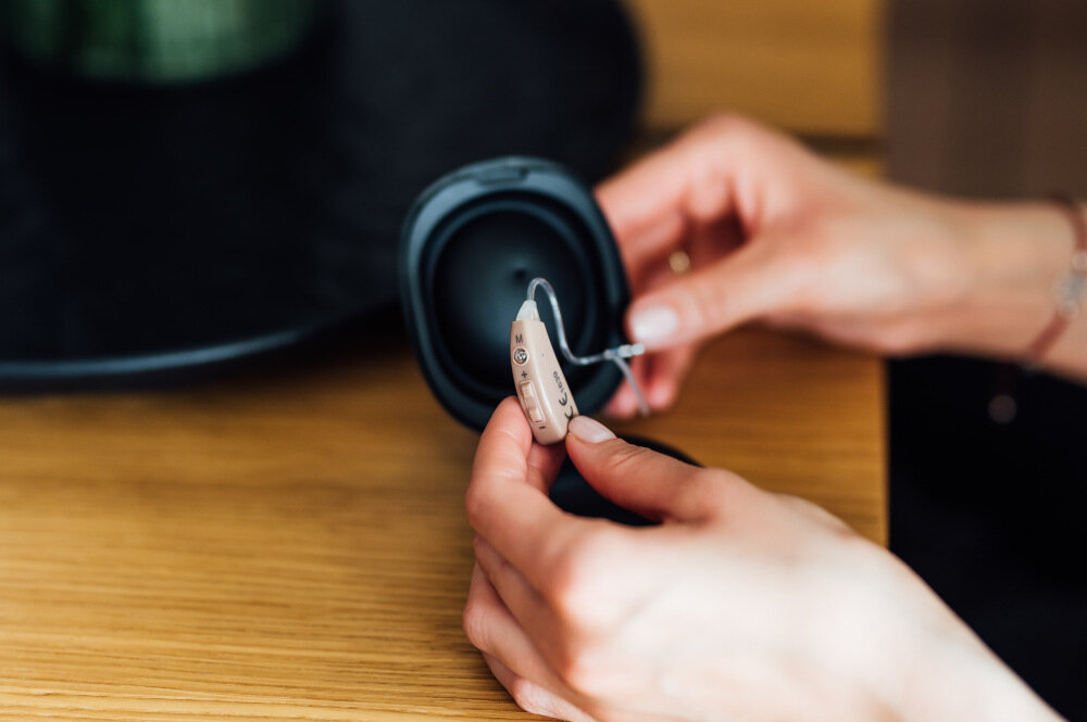 Aparat do poprawy sluchu HAXE JH351 Zasilanie bateryjne LR754