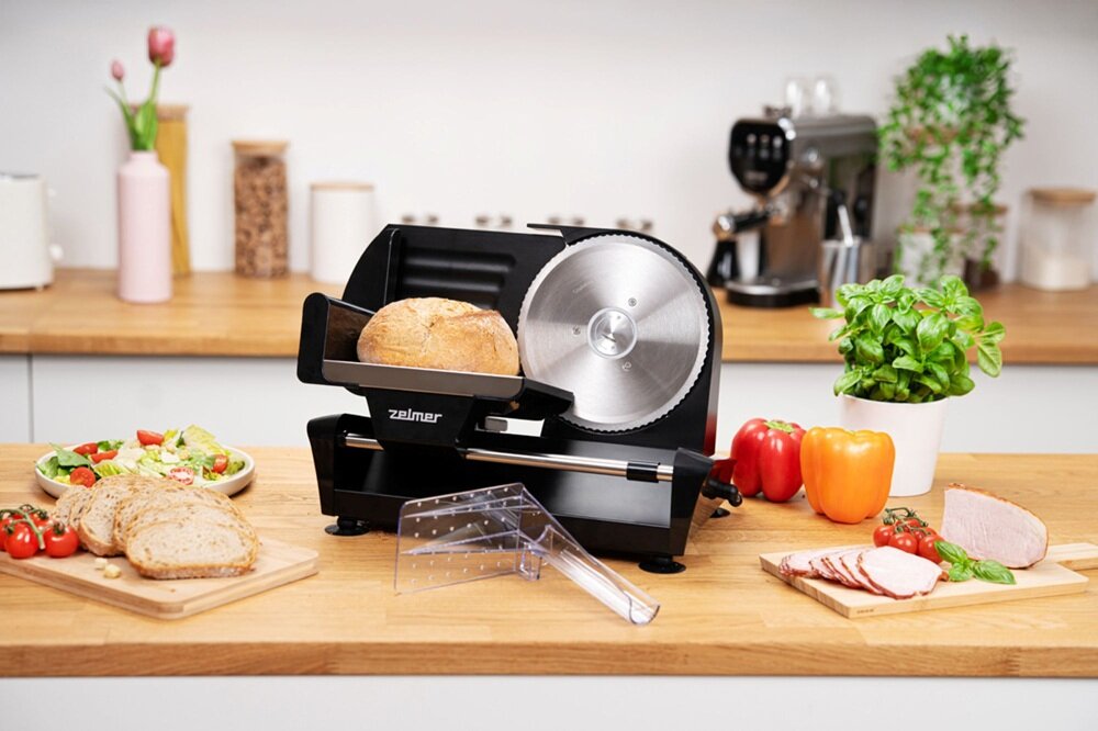 Krajalnica ZELMER ZFS0920 solidna konstrukcja, stabilność, bezpieczeństwo, bez ryzyka przypadkowego uruchomienia