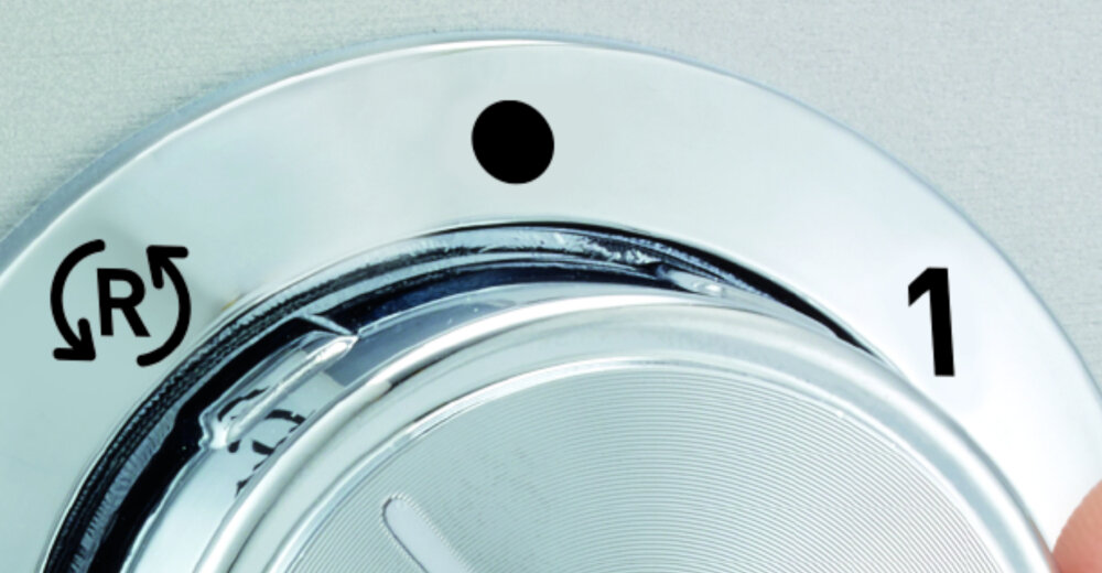 Maszynka do mięsa TEFAL NE858D38 zbliżenie na pokrętło regulacji