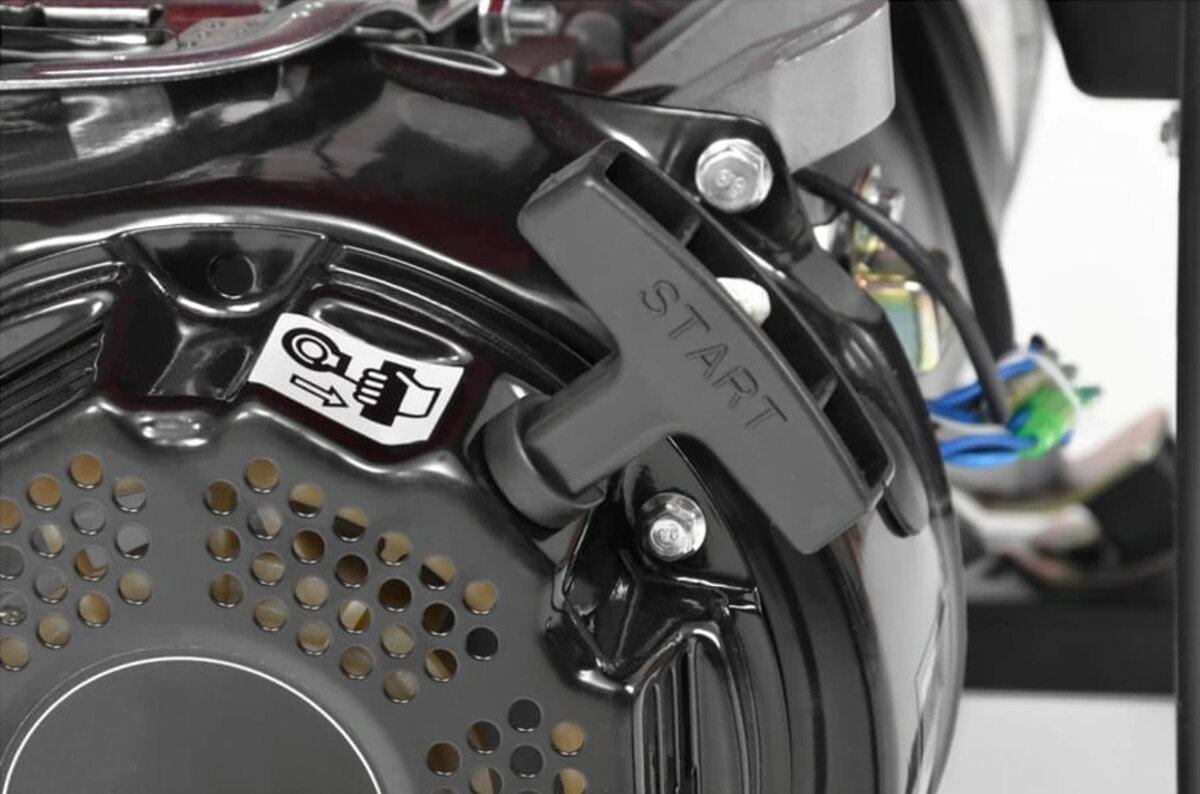 AGREGAT PRĄDOTWÓRCZY HECHT GG3300 czterosuwowy silnik wydajność pojemność praca