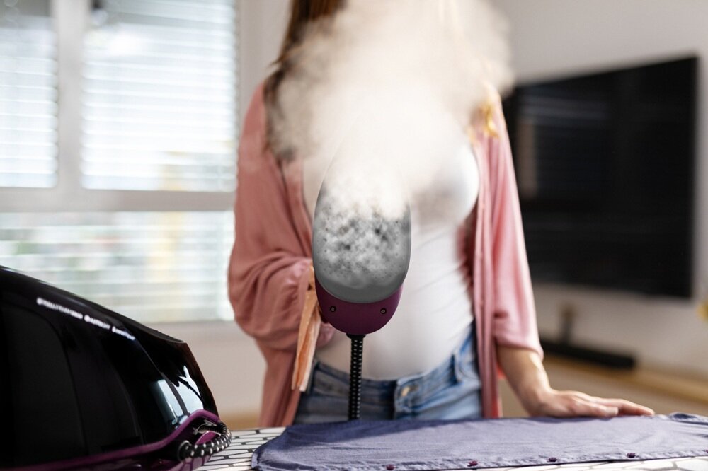 Generator pary GORENJE SGD3000BKV ceramiczna stopa, równomierne rozprowadzanie ciepła, nie powoduje błyszczenia