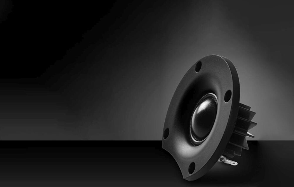 Динамик EDIFIER R1600 TIII 2.0 Динамика управления цифровой обработкой сигнала под дерево