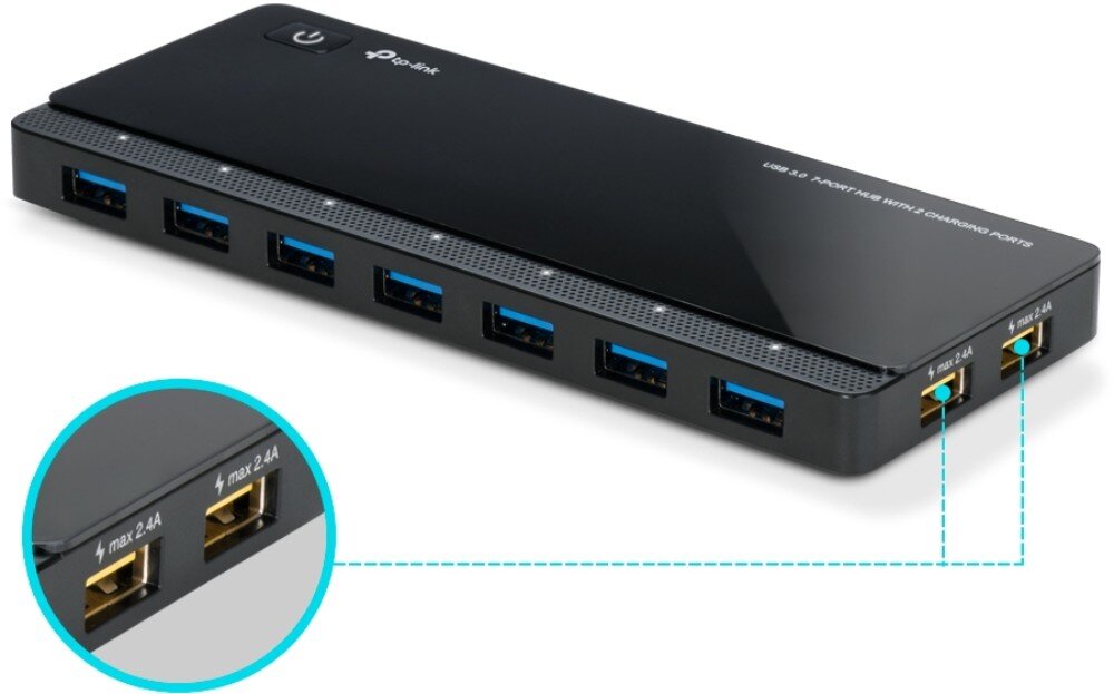 Hub TP-LINK UH720 Zbliżenie na dwa żółte porty USB umieszczone na bocznej krawędzi czarnego urządzenia, opatrzone ikoną błyskawicy oraz napisem 'max 2.4A'