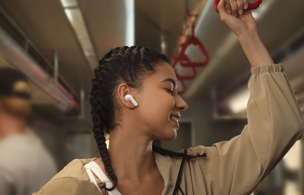 Słuchawki dokanałowe HUAWEI FreeBuds SE 4 ANC parowanie Bluetooth aplikacja AI Life Audio Connect
