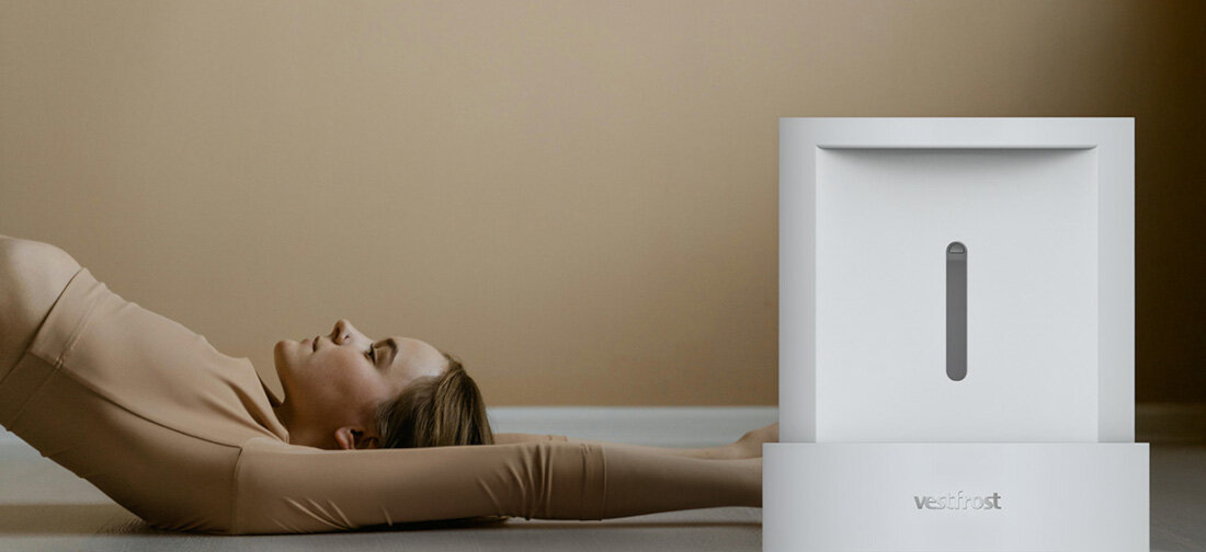 Nawilżacz ewaporacyjny VESTFROST VPH2I40WH Przemyślany design pionowa forma i minimalistyczna estetyka wygodne w codziennej obsłudze i maksymalnie praktyczne 