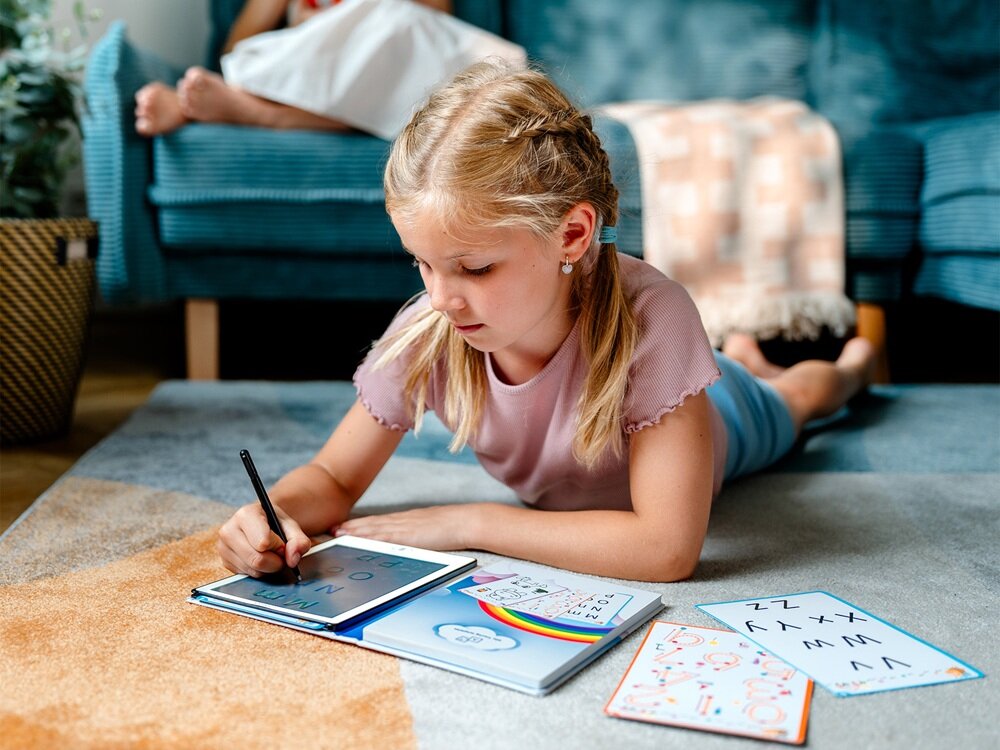 Tablica edukacyjna LAMAX PencilKid1 rozwijanie kreatywności dziecka, 40 zabawnych szablonów, nauka rysowania, nauka języka angielskiego