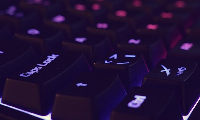 Klawiatura XTRFY K3 US - dodatkowe zalety idealna do grania model mechaniczno membranowy wytrzymałość 19 klawiszy multimedialnych