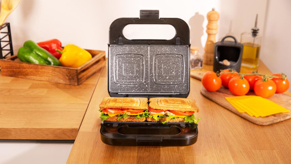 Opiekacz do kanapek CECOTEC Rock N Toast 4ni1 specjalna powłoka RockStone potrawy nie przywierają proste szybkie czyszczenie kanapki gofry sery mięso inne potrawy urządzenie szybko gotowe do użycia przyjemność przygotowywania posiłków 