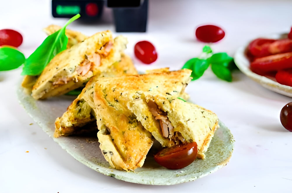 Opiekacz do kanapek DEZAL Mini Czarny wszechstronny szybkie smaczne różnorodne przekąski niezawodność srostota obsługi elegancki design funkcjonalne narzędzie kuchenne stylowy dodatek codzienne użytkowanie satysfakcja solidna konstrukcja estetyczny wygląd spełni oczekiwania