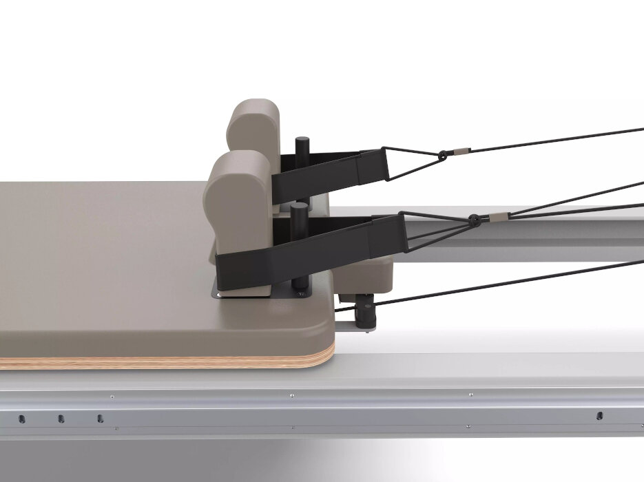 Reformer do pilatesu TOORX Liveness PTX8000 Czarny