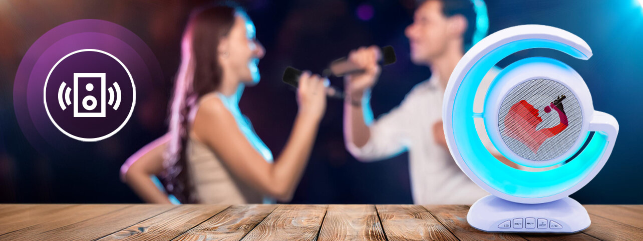 Zestaw karaoke MUSICMATE MM-SC70-W RAINBOWDUST - Śpiewaj z dowolnego źródła, osoby trzymające mikrofony w ręku, karaoke