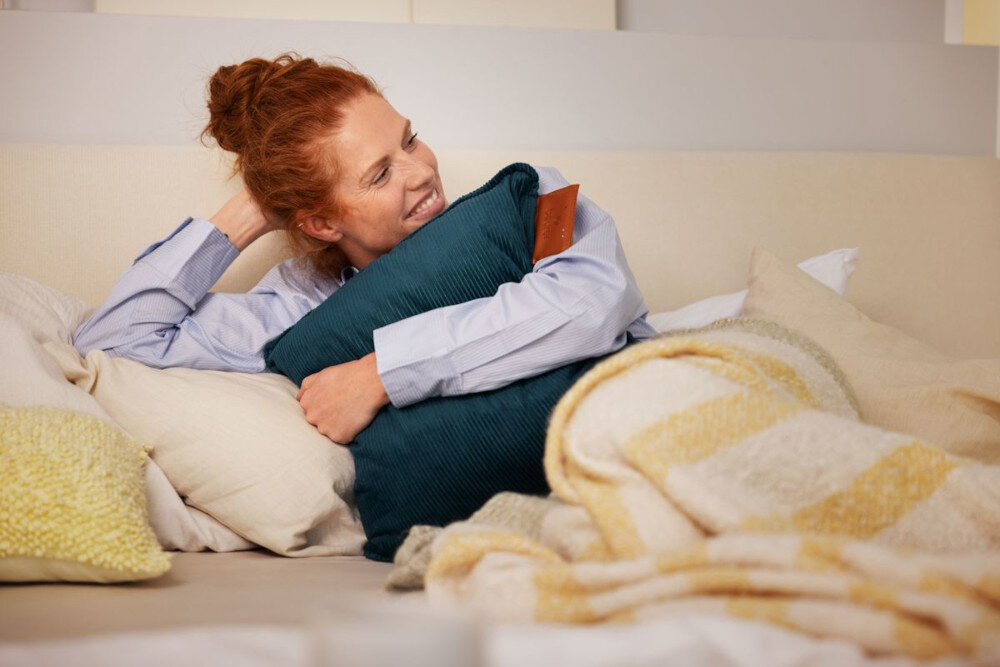 Poduszka elektryczna BEURER HK 77 Heaty Celestial Swoboda bez kabli Bezprzewodowa konstrukcja wydajny akumulator litowo-jonowy do 8 godzin działania