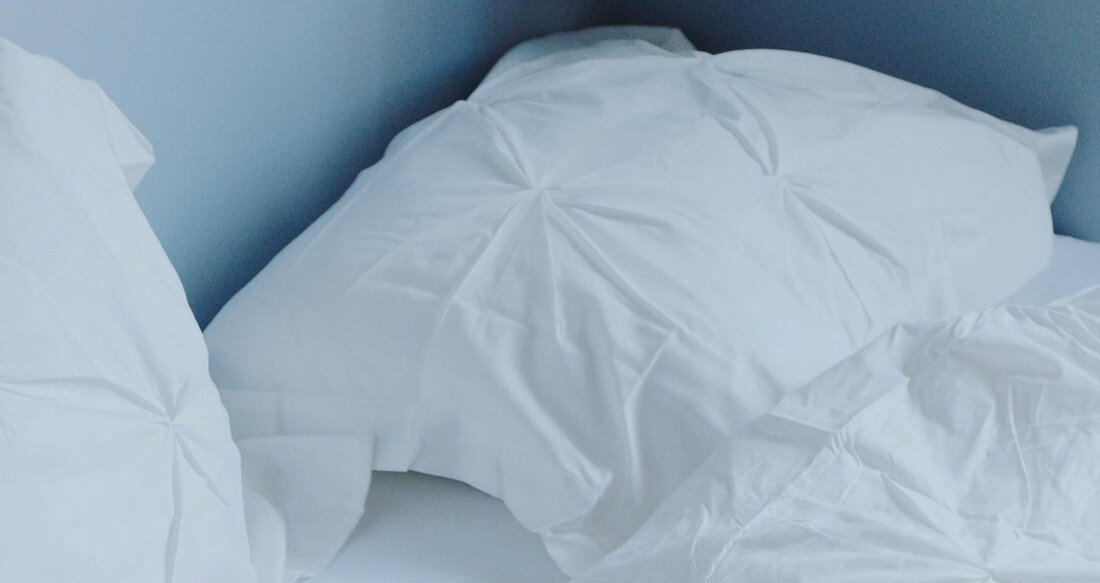 Poduszka elektryczna BEURER HK 43 przyjazna dla skóry Supermiękki materiał delikatny i oddychający koi napięcia i poprawia nastrój