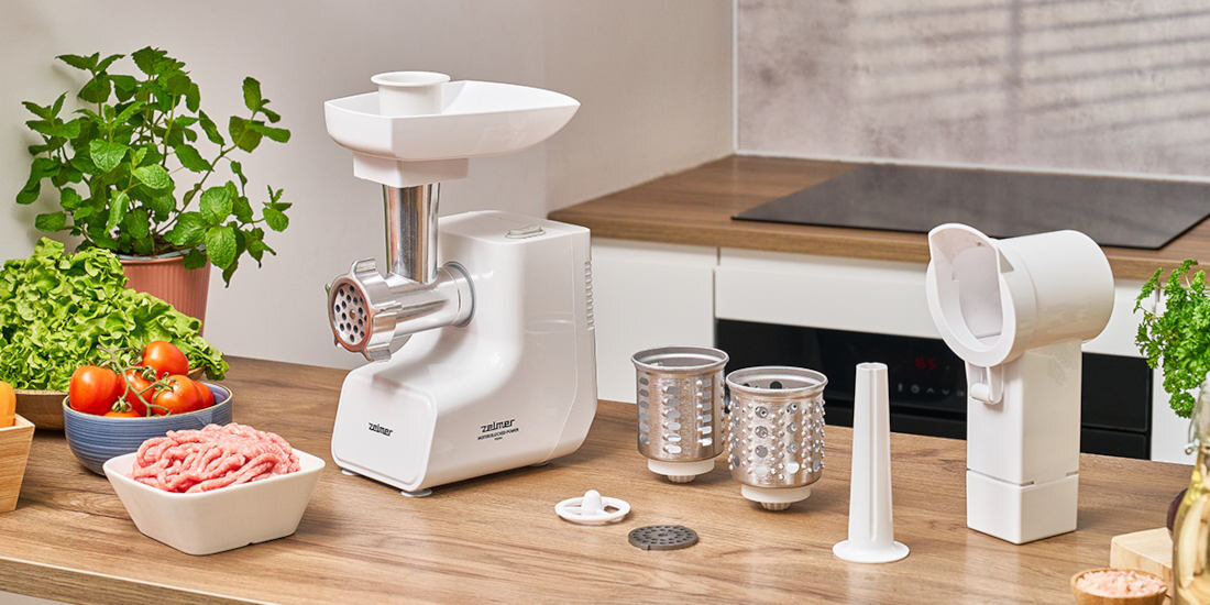 Maszynka do mięsa ZELMER ZMM3512B Funkcja rewers ułatwienie bezpieczeństwo komfort