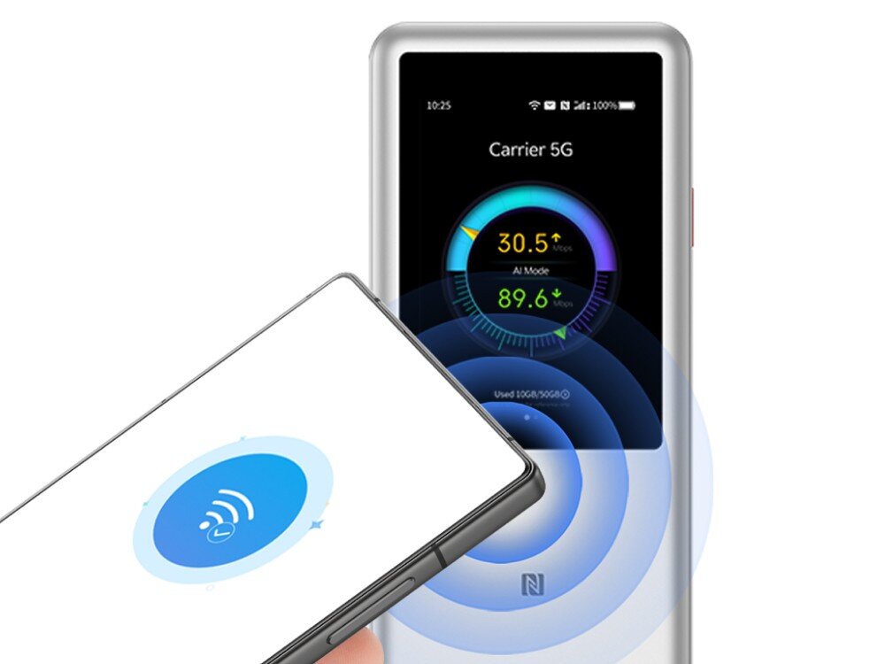 Router ZTE U60 Pro 5G Smartfon z aktywną ikoną NFC zbliżany do routera ZTE U60 Pro 5G, symbolizujący szybkie połączenie Wi-Fi jednym dotknięciem dzięki technologii NFC.