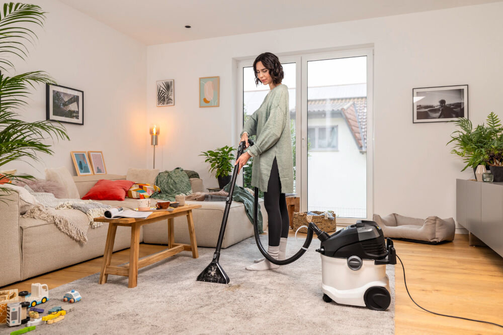 Odkurzacz piorący KARCHER SE 5 EU 1.081-230.0 efektywne czyszczenie odkurzanie dywanu pranie czyszczenie salon