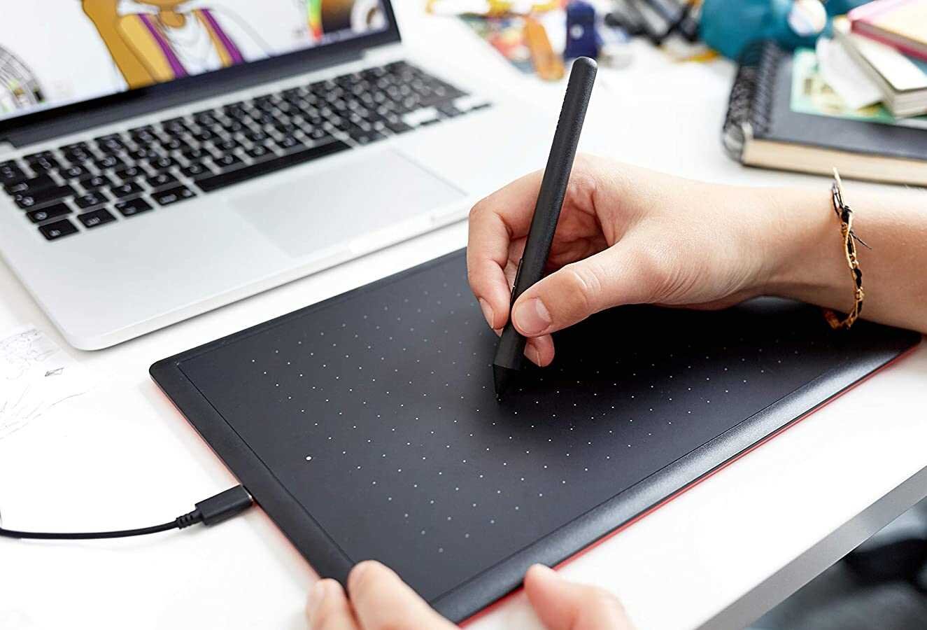 Tablet graficzny WACOM One Medium + Norton  - Niezwykła precyzja 