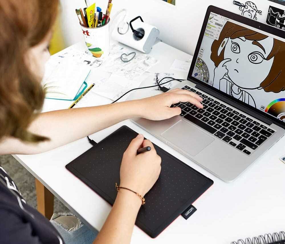 Tablet graficzny WACOM One Medium + Norton  - konfiguracja 