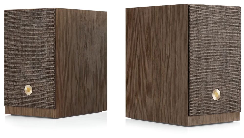 AUDIO PRO A28 W obudowa MDF stabilna konstrukcja lepsza jakość dźwięku, kolumny głośnikowe po skosie na białym tle