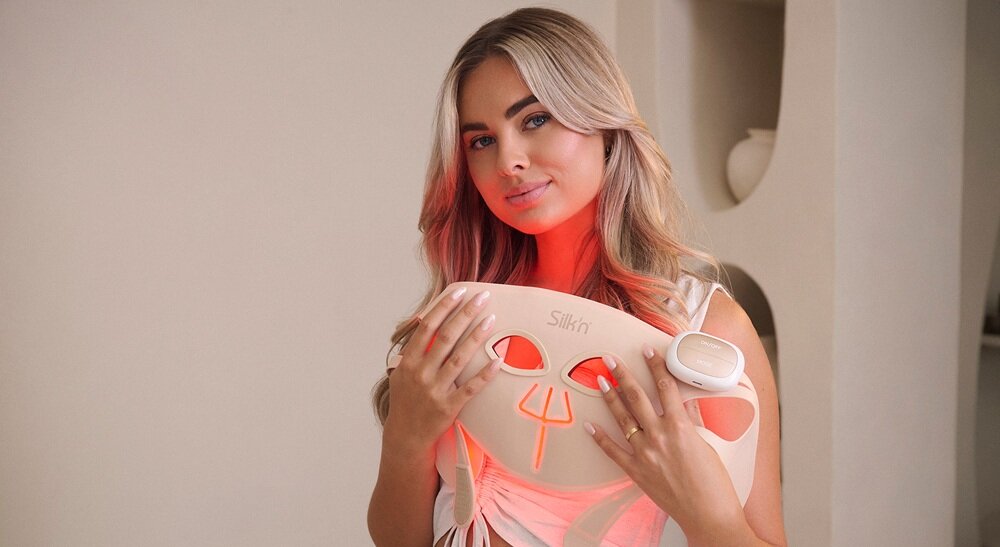 Maska LED SILK-N LED Face Mask Pro skuteczność bez podrażniania skóry, codzienna pielęgnacja, regularne stosowanie, komfortowe i łatwe użytkowanie