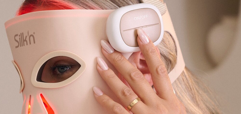 Maska LED SILK-N LED Face Mask Pro bezprzewodowe działanie, sterowanie pilotem, wygoda, elastyczność, komfortowe noszenie