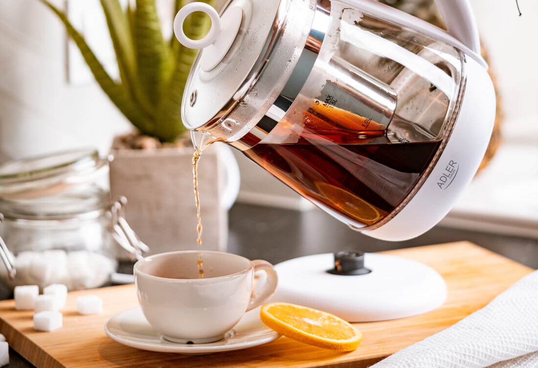 Czajnik ADLER AD 1299 pojemność woda napój potrzeby Płaska grzałka stal szlachetna wyjmowany koszyk