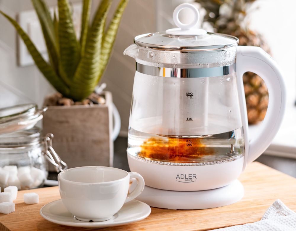 Czajnik ADLER AD 1299 zabezpieczenie wygoda ochrona uszkodzenia schowek przewód szklana obudowa
