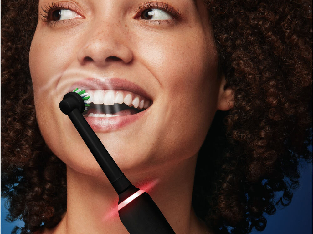 Szczoteczka rotacyjna ORAL-B Pro 3 3500 Black Edition wyglad
