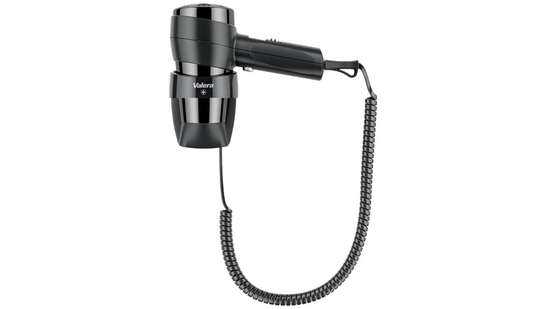 Suszarka VALERA Action Super Plus 1600 Czarny drut falisty element grzejny szybkie nagrzewanie równomierne rozprowadzanie ciepła przełącznik suwakowy ustawienia przepływ powietrza temperayura potrzeby dostosowanie funkcja chłodnego powietrza zintegrowana dysza koncentratora  stylizacja włosy