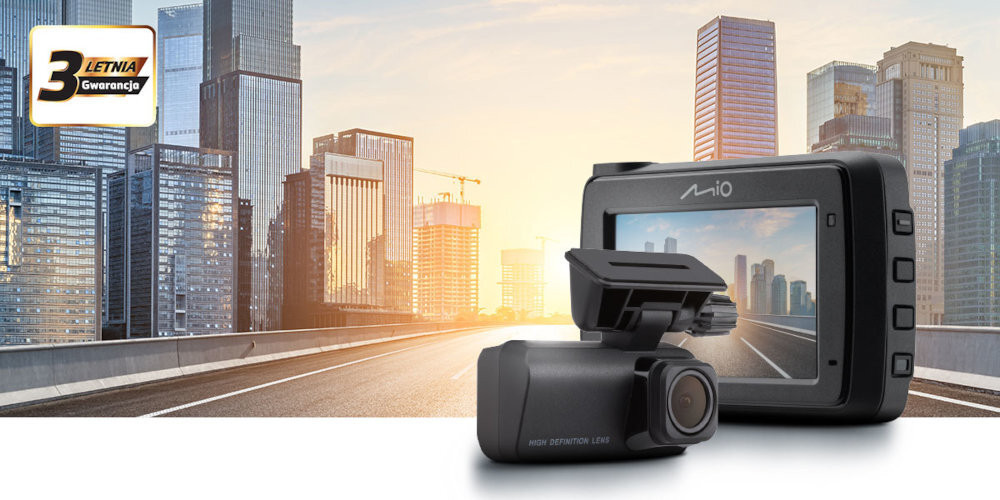 MiVue 903WD - kamera na tle panoramy miasta