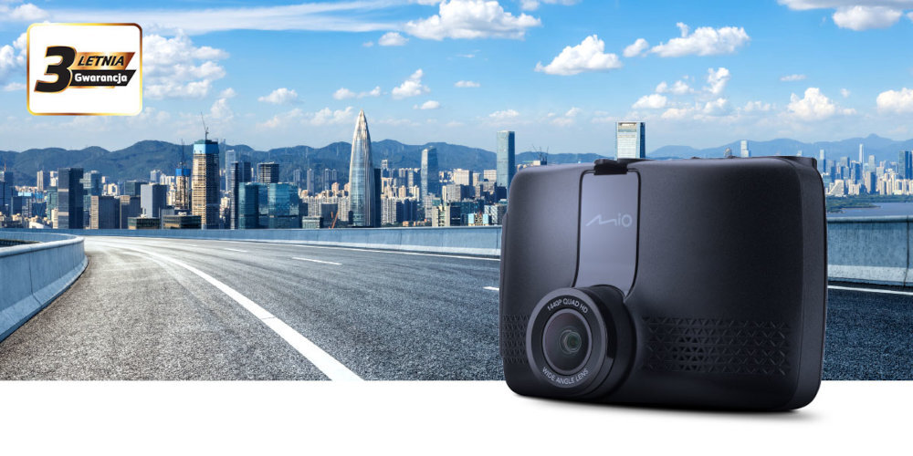 MiVue 803W Pro - kamera na tle panoramy miasta