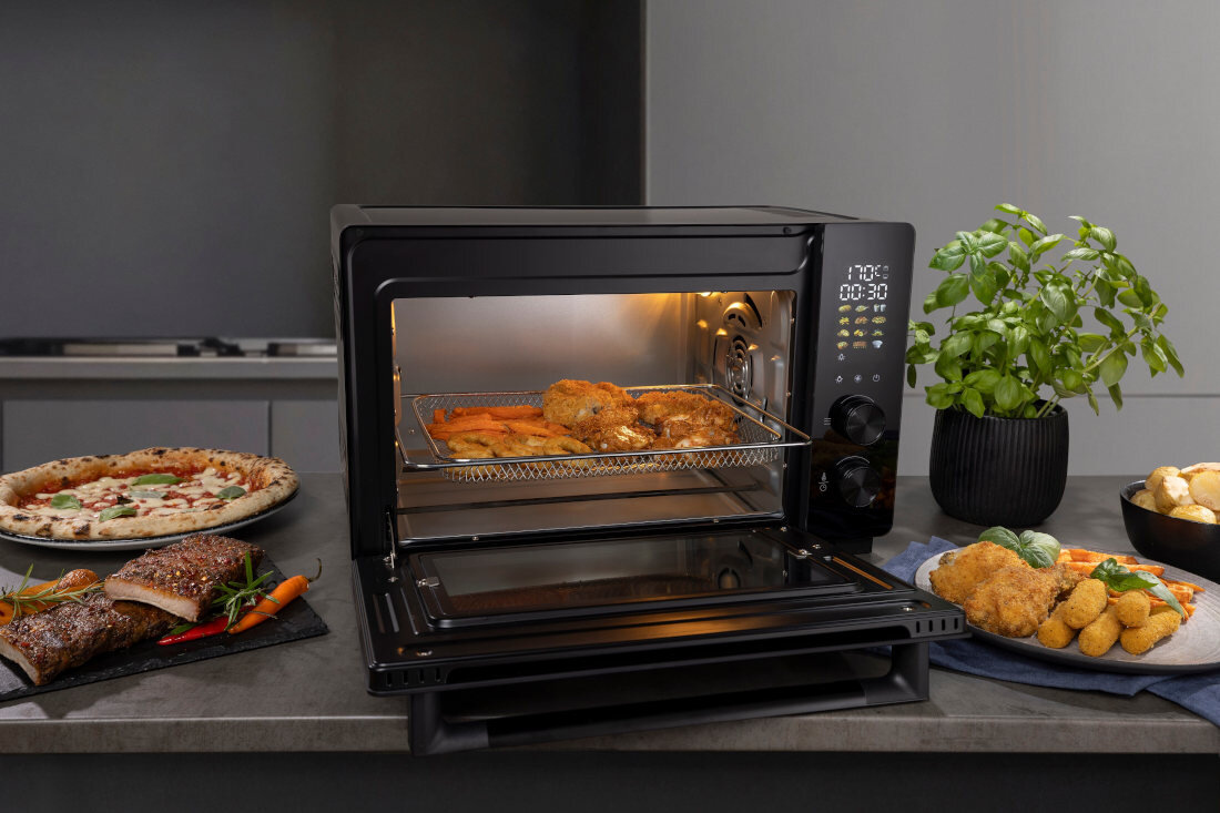 Mini piekarnik HISENSE HOM30AF wykorzystanie przestrzeni wymiary posiłek moc szybko nagrzać piekarnik równomiernie przygotować dania skraca czas organizacja planowanie posiłków