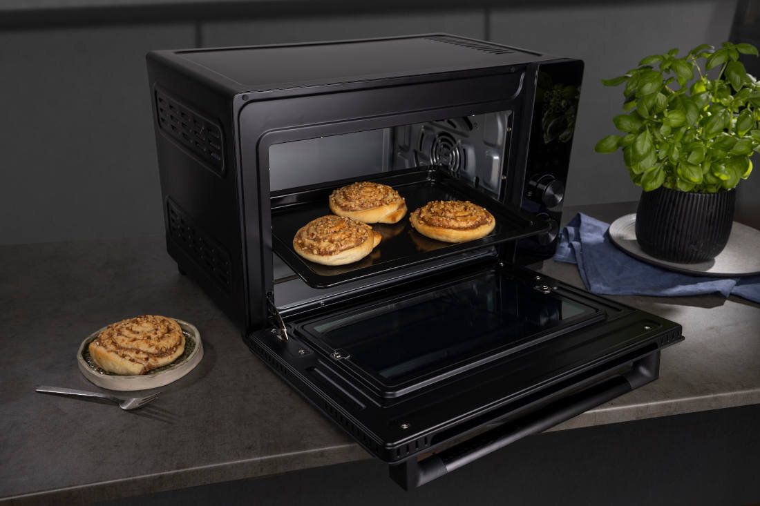 Mini piekarnik HISENSE HOM30A Elegancja w każdym wnętrzu Czarna obudowa  kolor kolorystyka wspiera gotowanie profesjonalny charakter