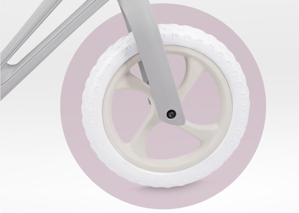 Rowerek biegowy MOMI Noru Szary zbliżenie na koło koła o średnicy 12 cali wykonane z pianki EVA odporne na przebicia brak konieczności pompowania eliminuje ryzyko awarii lekka struktura kół płynne poruszanie